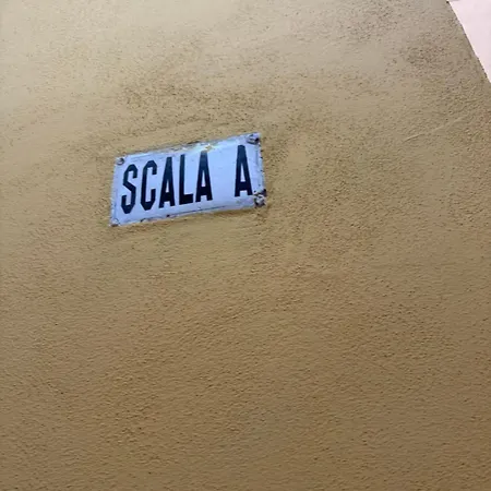 La Casa Di Sasy Centro * Neapol